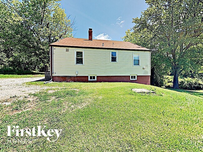 Building Photo - 11251 Old Halls Ferry Rd