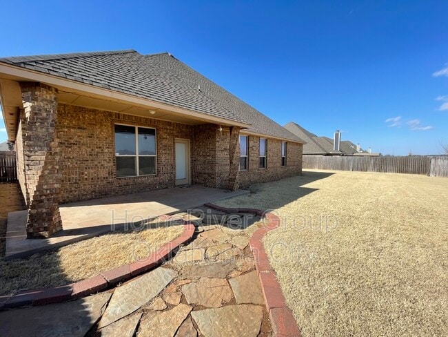 Building Photo - 5700 Shiloh Dr