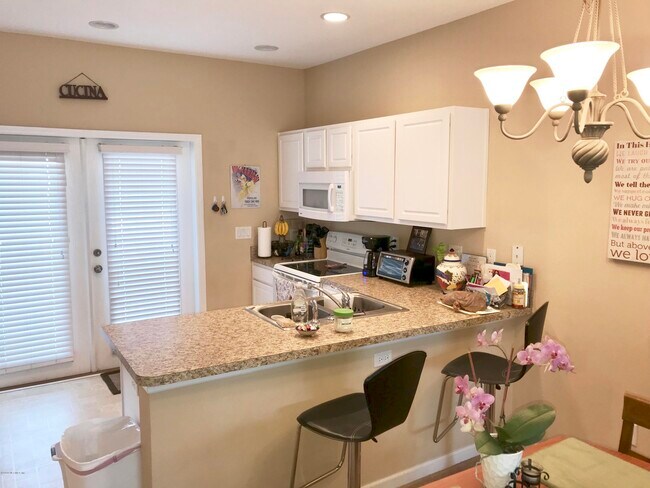 Building Photo - 480 Cabernet Pl
