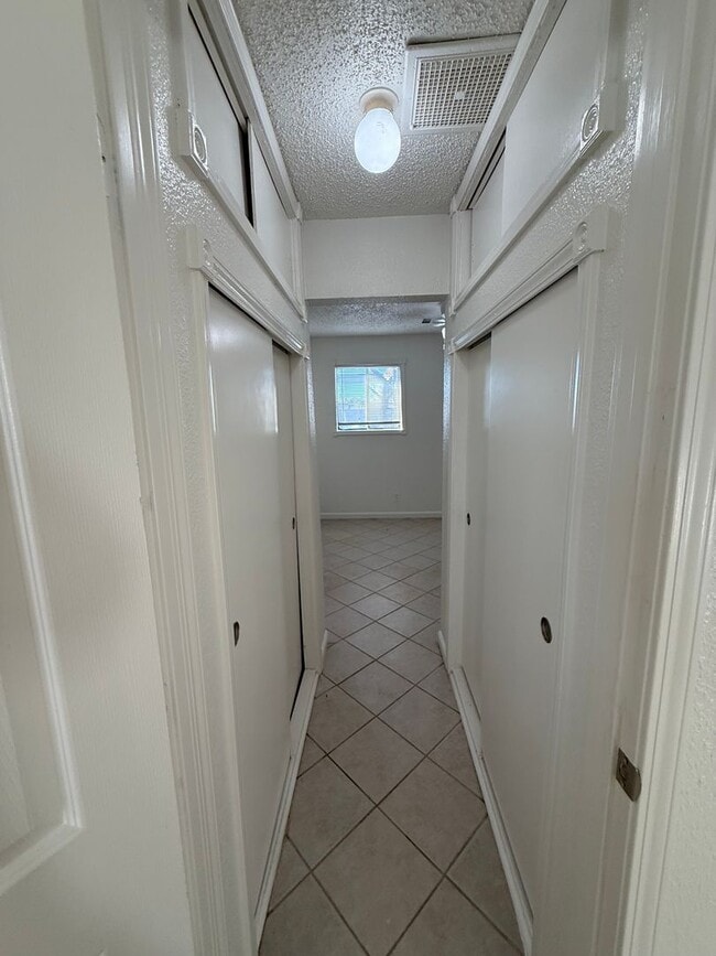 Building Photo - Available Soon! Fully Rehab!