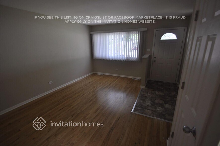 Building Photo - 1694 Clifford St