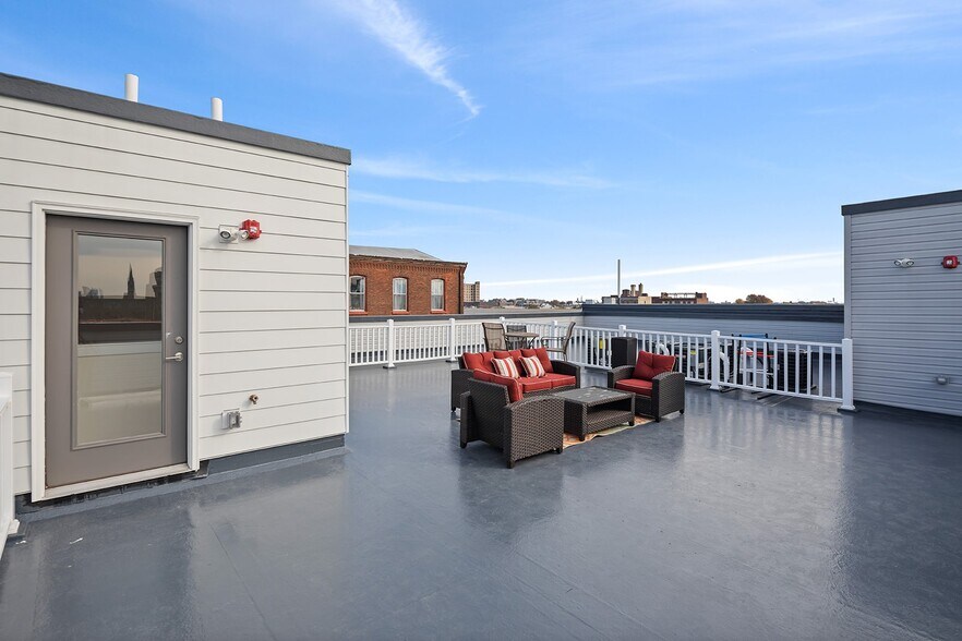 Building Photo - 502 Cecil B Moore Ave