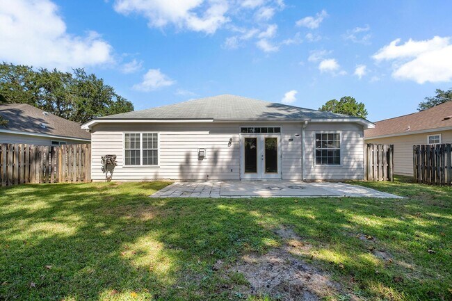 Building Photo - NE Tallahassee Home in the Villages at Maclay