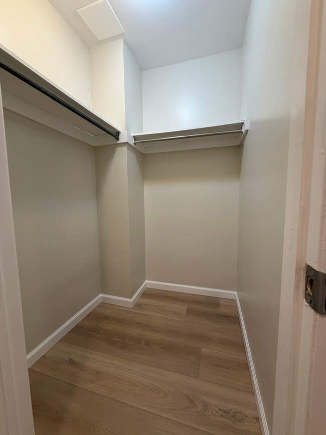 Building Photo - 1109 South St