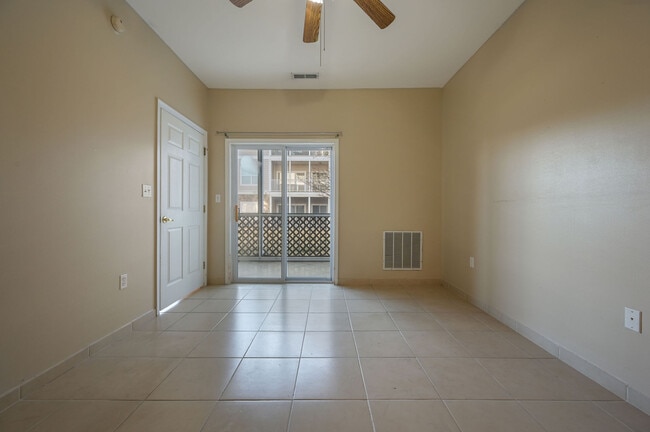 Building Photo - 3601 S Sagamore Dr