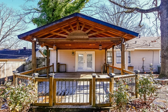Building Photo - 105 Whitewood Dr
