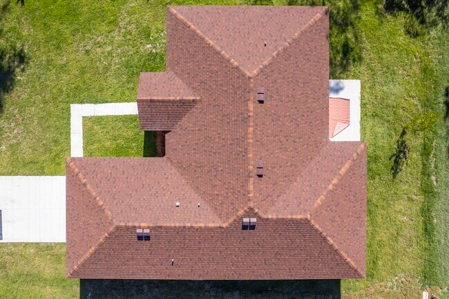 Building Photo - 7946 95th Ave