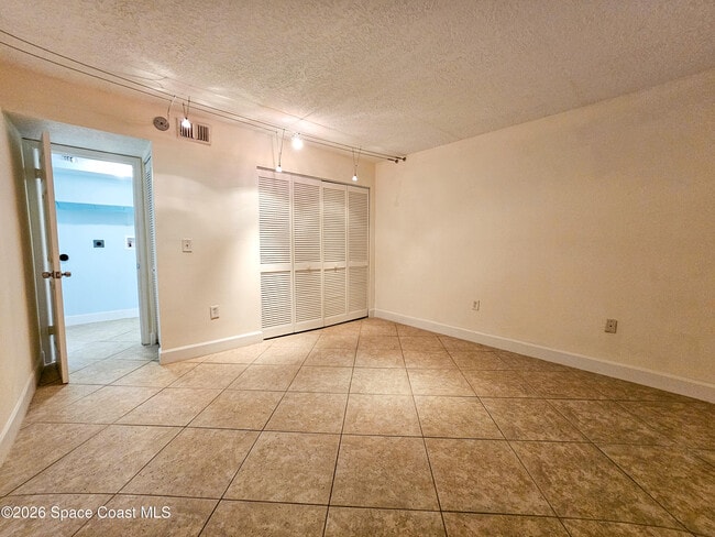 Building Photo - 650 N Atlantic Ave