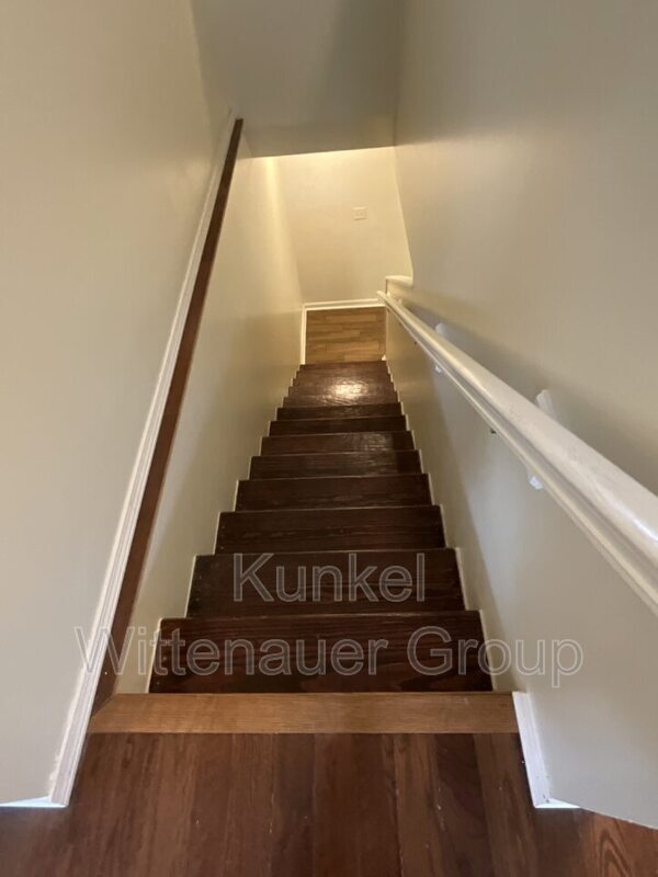 Building Photo - 2746 Brookrun Dr