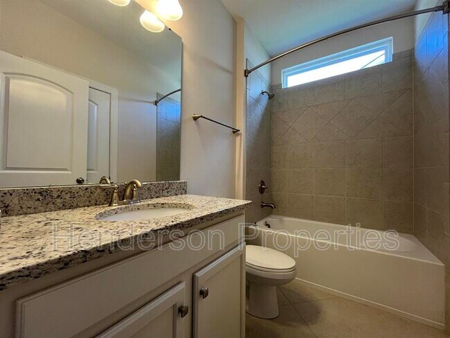 Building Photo - 17027 Challory Gln Wy