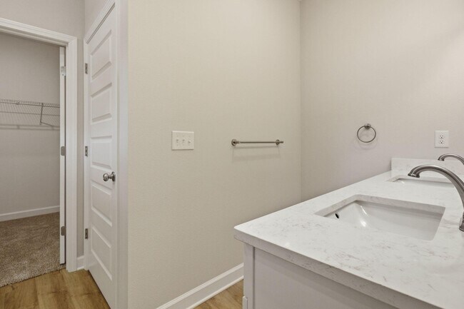 Building Photo - 6434 Kylito Cir