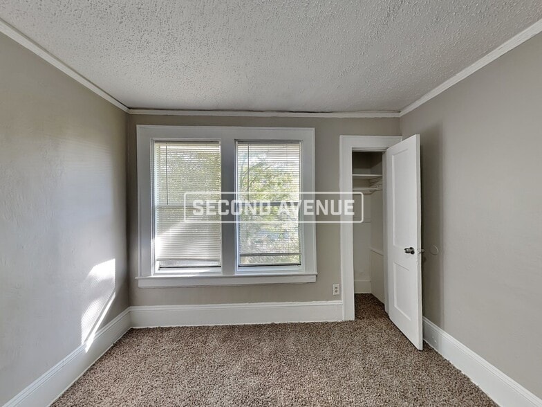 Building Photo - 2911 W 16th St