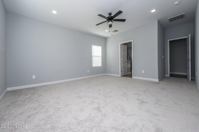 Building Photo - 12312 N Miller Canyon Ct