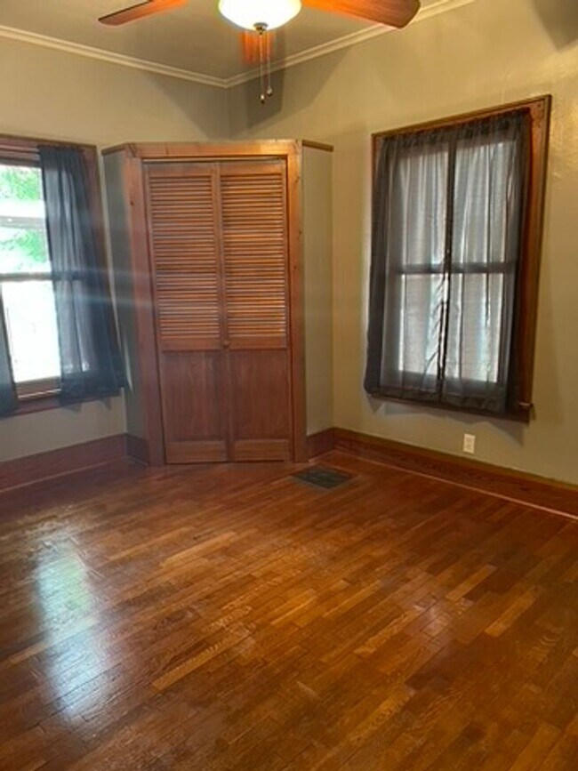 Building Photo - Discover Timeless Charm: Enchanting Historic Home in a Picturesque Small Town