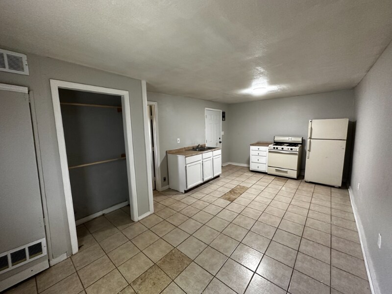 Building Photo - 3218 Baylor St