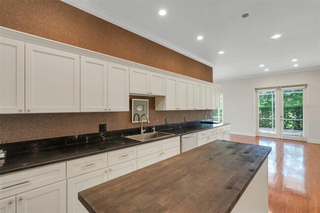 Building Photo - 2702 Prestwick Dr