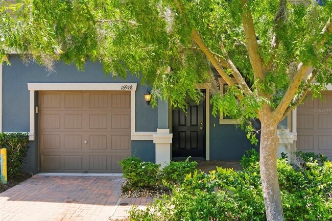 Building Photo - 16948 Storyline Dr