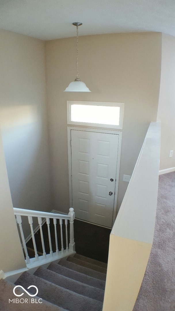 Building Photo - 3565 Valley Lake Dr
