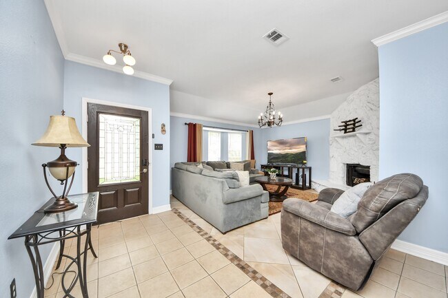 Building Photo - 12218 Taylors Crossing Dr