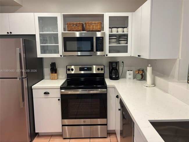 Building Photo - 201 Crandon Blvd