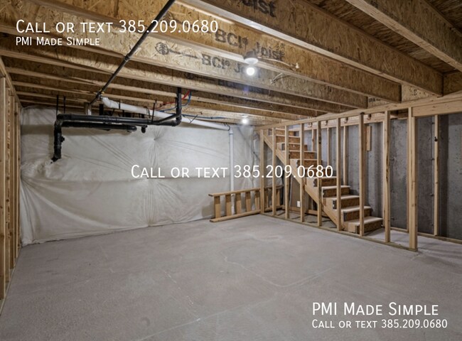 Building Photo - 1107 E Hatch Row