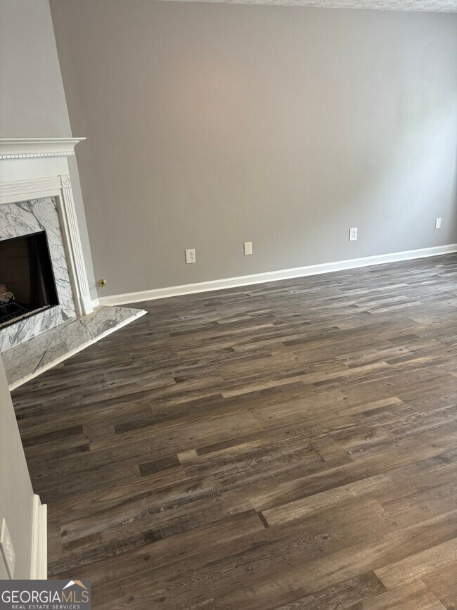 Building Photo - 5739 Windfall Ln