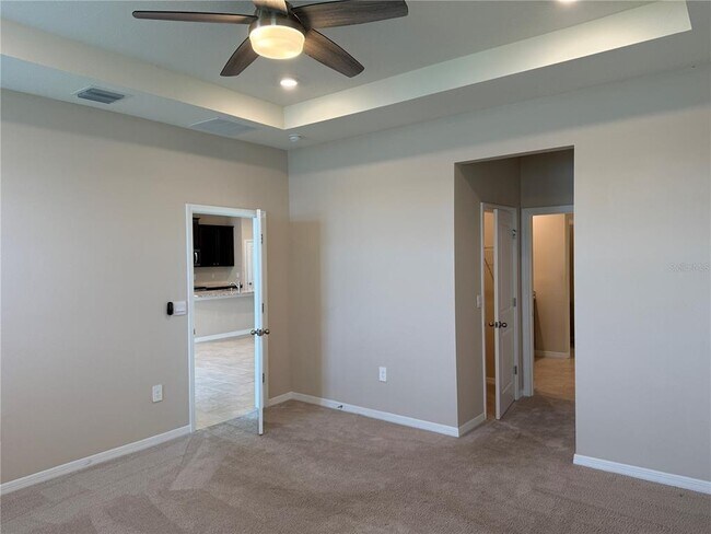 Building Photo - 5740 Woodland Sage Dr