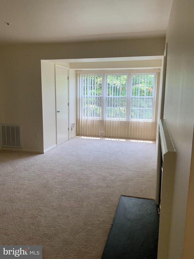 Building Photo - 14905 Cleese Ct