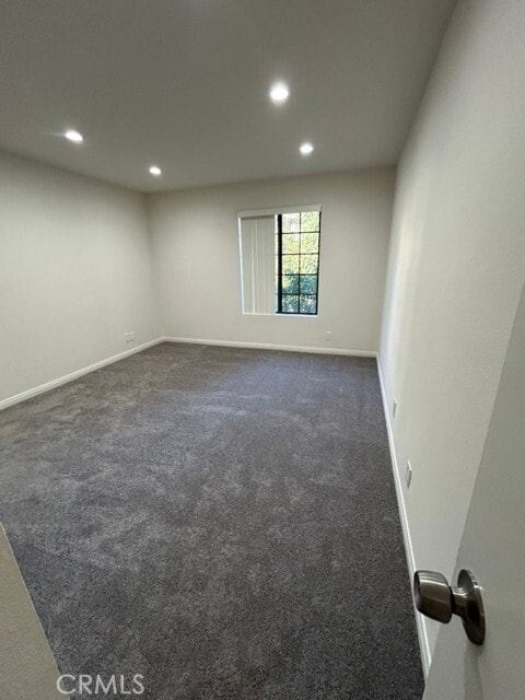 Building Photo - 260 S 6th St