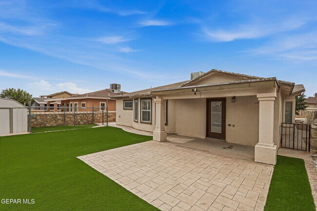 Building Photo - 14124 Honey Point Dr