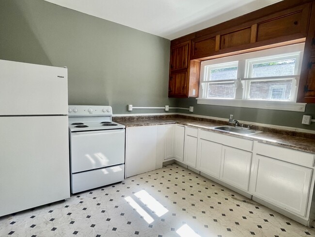 Building Photo - 2512 Boone St