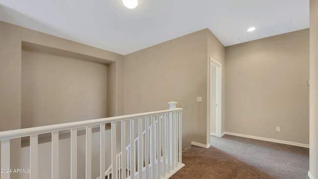 Building Photo - 9037 W Plum Rd