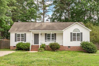 Building Photo - 220 Wood Green Dr