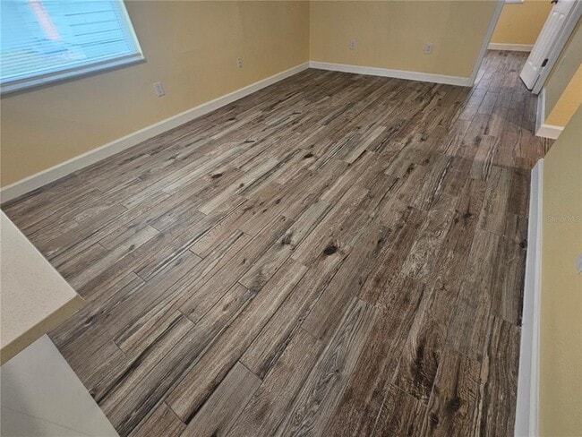 Building Photo - 2045 Alpine Rd