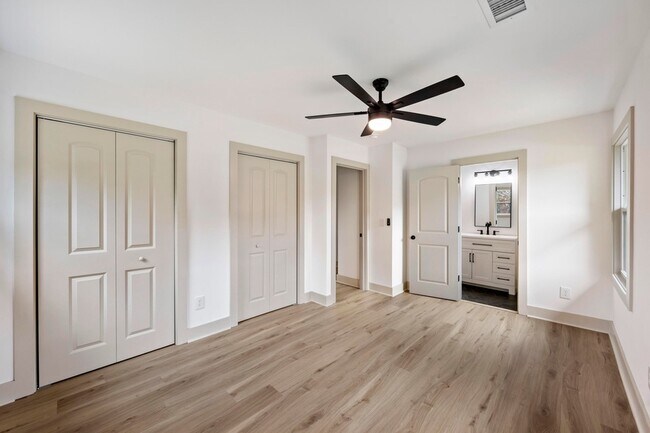 Building Photo - 1411 Westway Dr