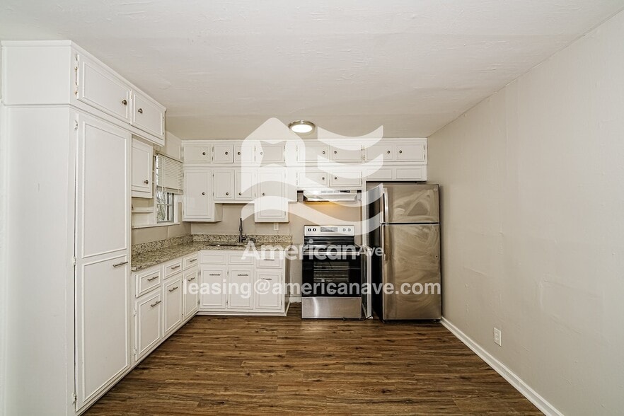 Building Photo - 536 Osceola Cir