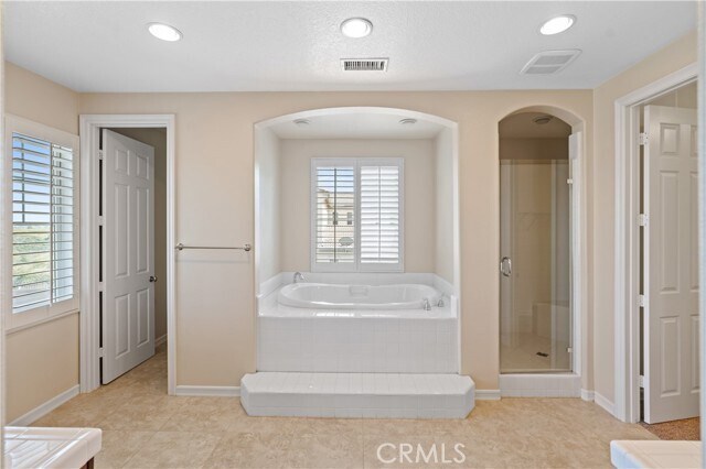 Building Photo - 22372 Amber Eve Dr