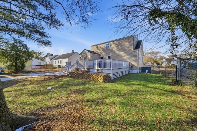 Building Photo - 4549 Bankhead Ave