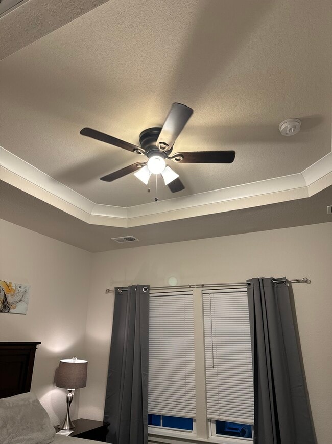 Building Photo - 140 Spring Grove Way