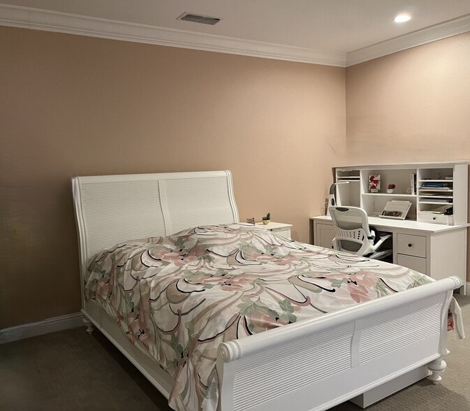 Primary suite - 358 Reddington Dr