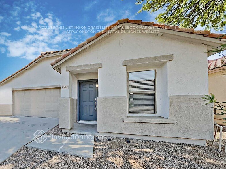 Primary Photo - 8858 E Portobello Ave