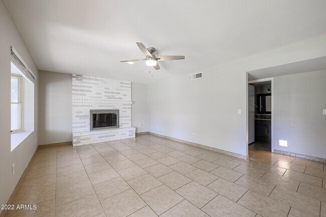 Building Photo - 6207 W Riviera Dr