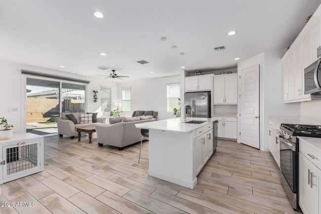 Building Photo - 3347 S 156th Ave