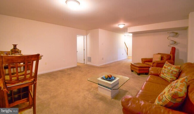 Building Photo - 7104 Britens Way