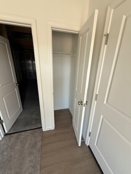 Building Photo - 50 N Conifer Dr