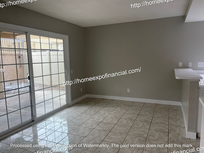 Building Photo - 186 Breezewood St