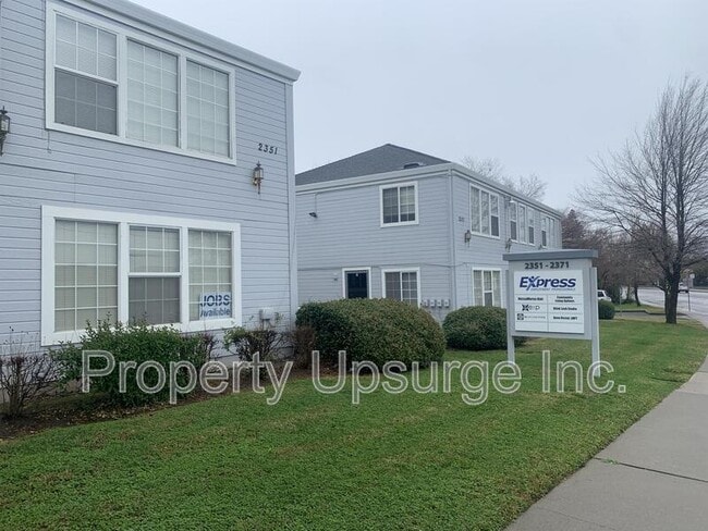 Building Photo - 2371 Washington Ave