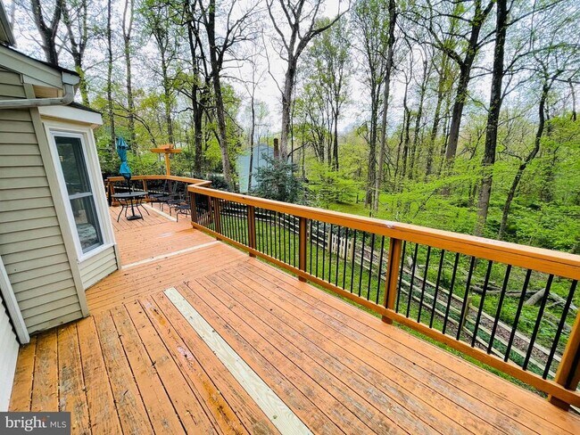 Building Photo - 3428 Reedy Dr