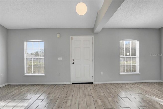 Building Photo - 5396 Berrien Ave