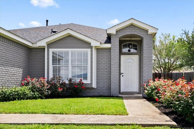 Building Photo - 403 Thunderstorm Ave